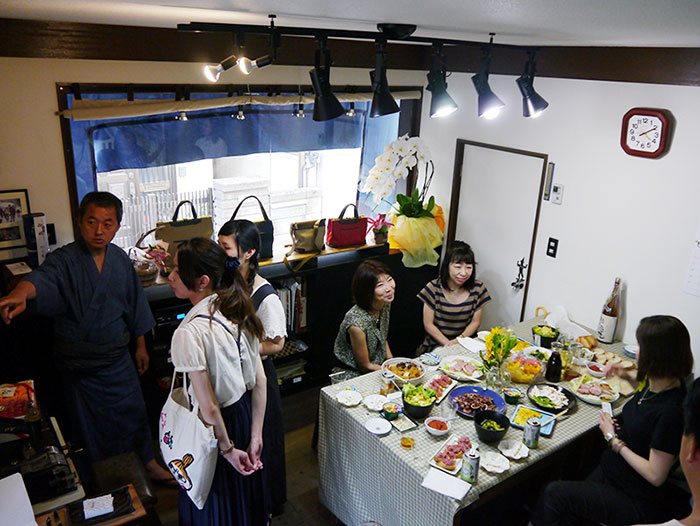 �I�[�v�j���O�p�[�e�B