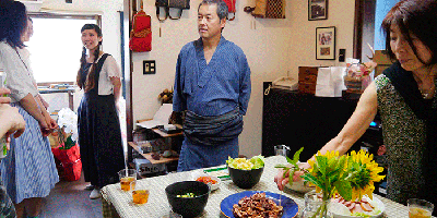 �I�[�v�j���O�p�[�e�B�[�v��