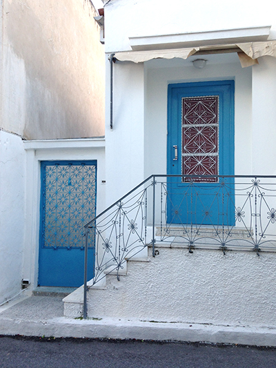 �M���V���̐��h�A�[