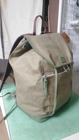 �������������b�N