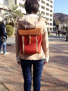 ���D�E�g��